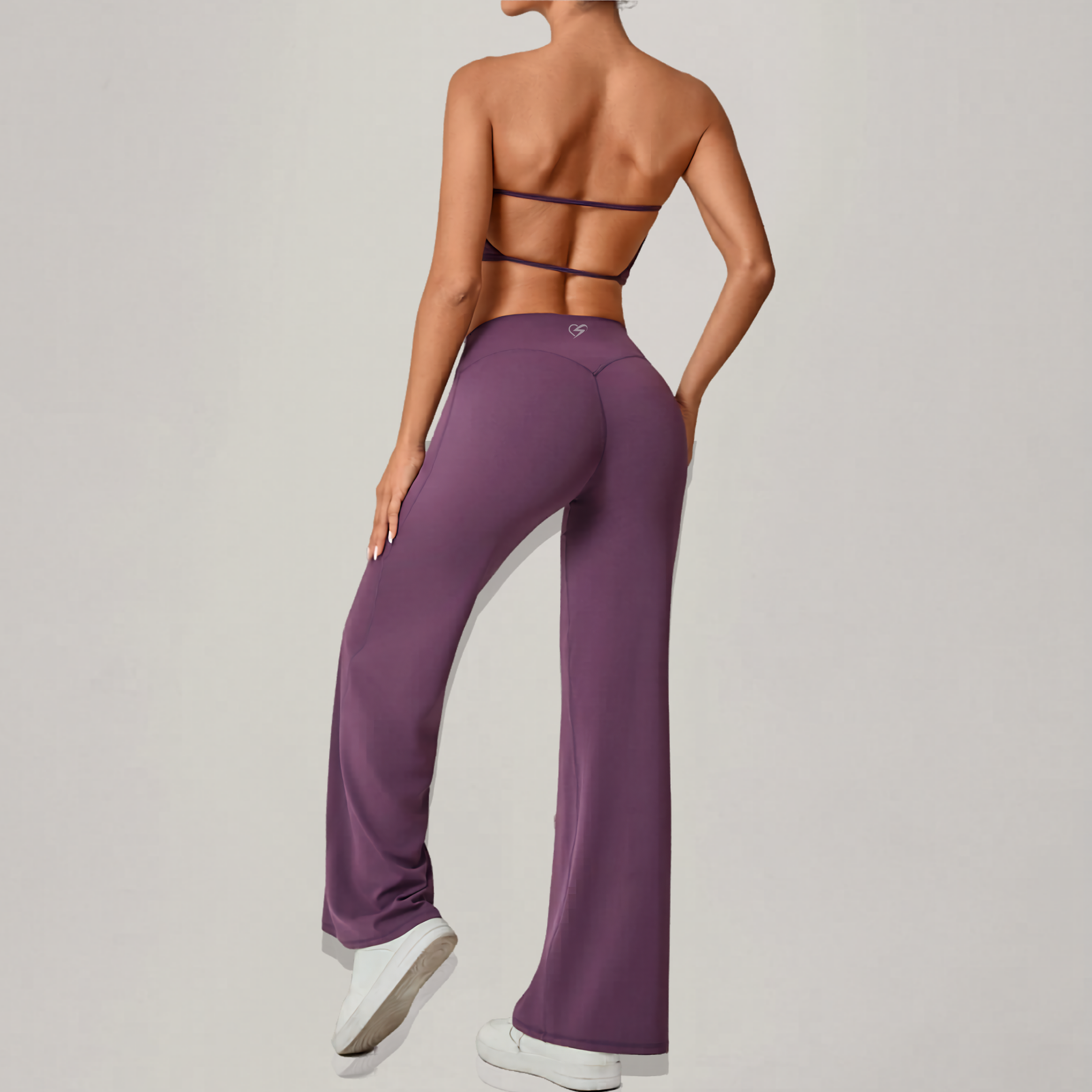 SET ELEVATE TOP + LEGGINS